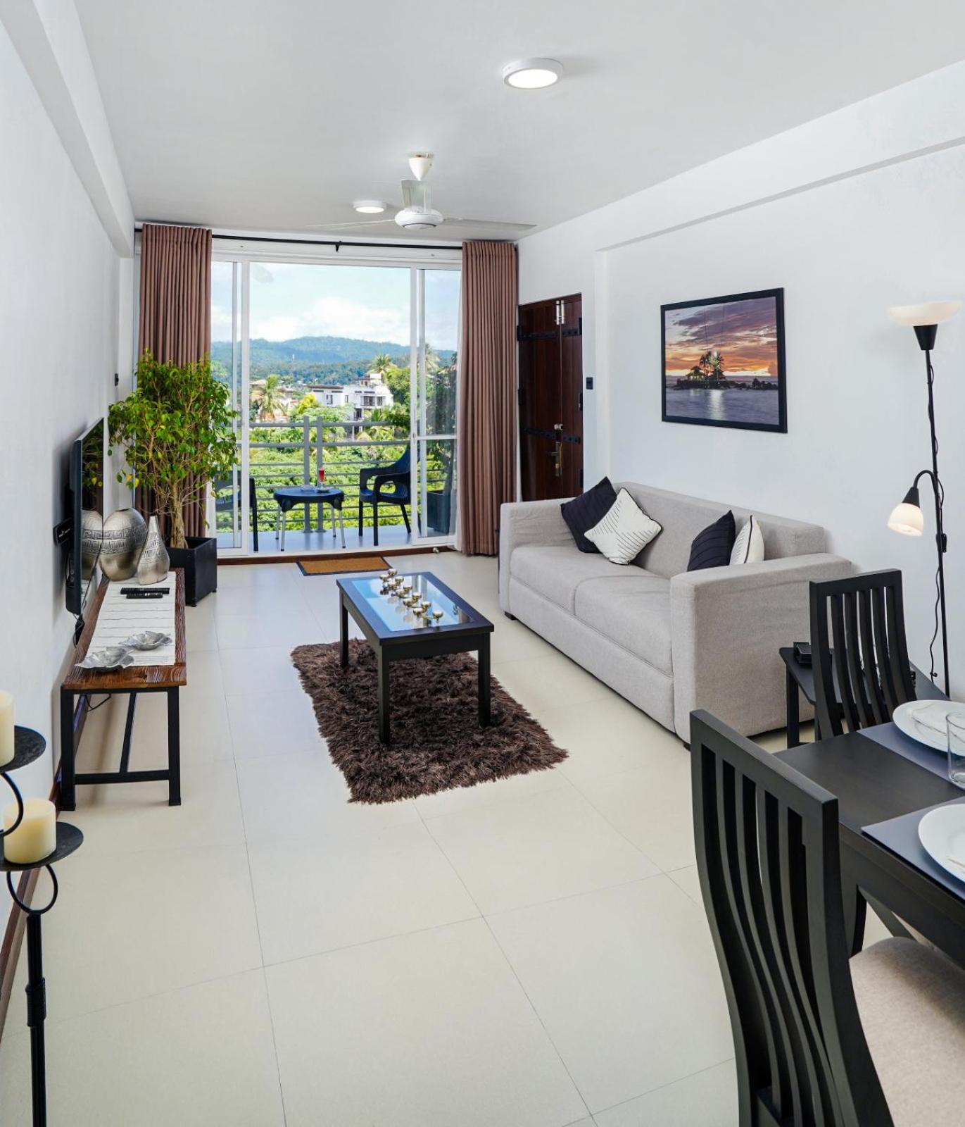 Regent Heights Aparthotel Kandy Bagian luar foto